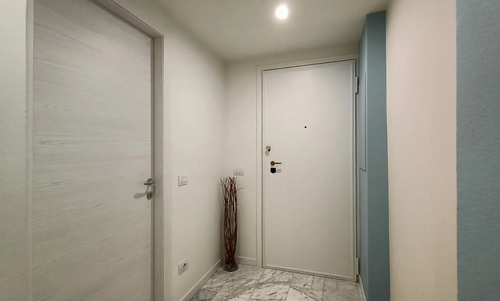 Appartamento Sahi - Via Dei Ciclamini Mm1 Primaticcio, Stadio San Siro, Ospedale San Carlo Milano