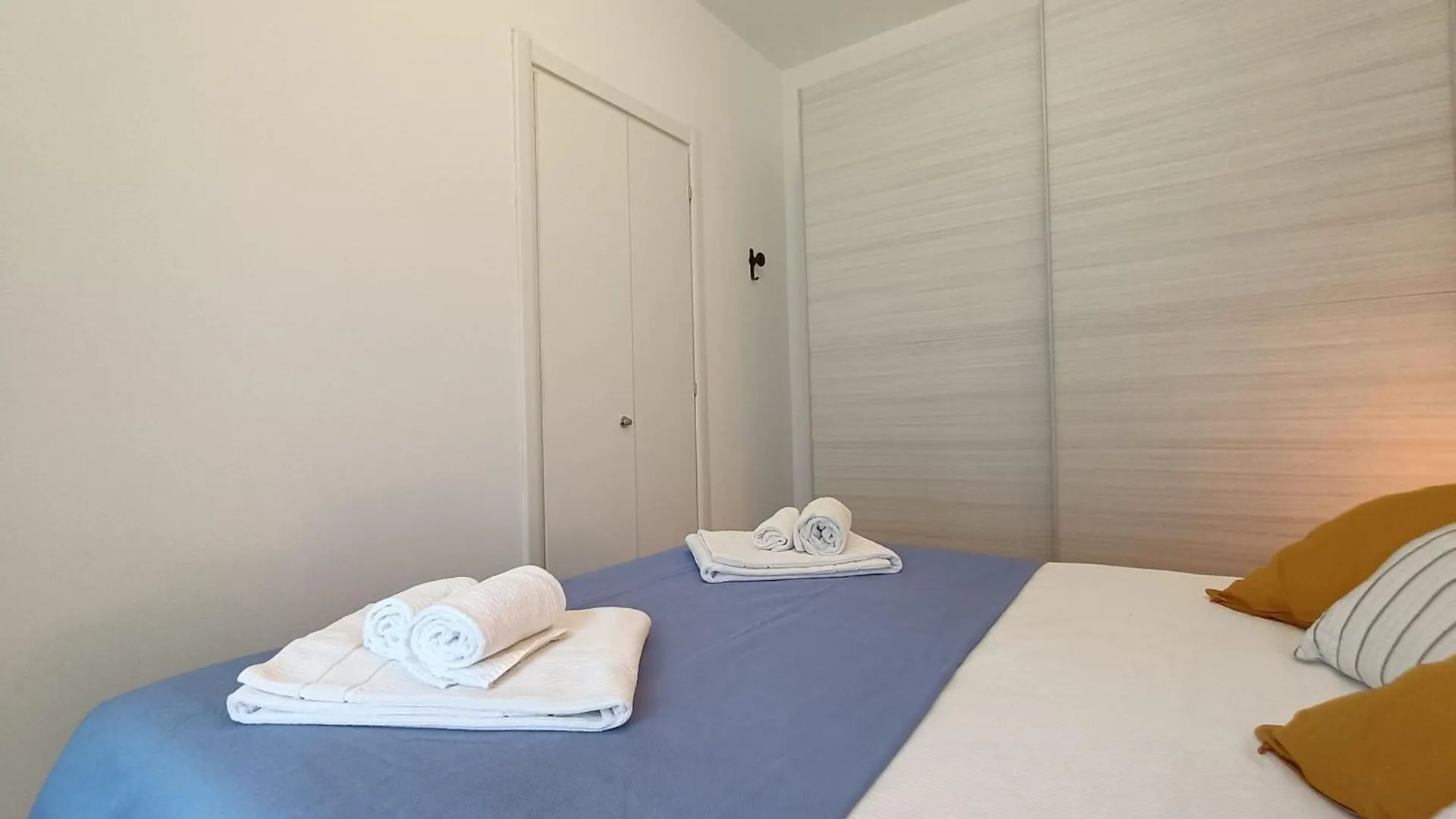 Appartamento Sahi - Via Dei Ciclamini Mm1 Primaticcio, Stadio San Siro, Ospedale San Carlo Milano Italia